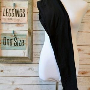 Black One Size LulaRoe Legging!